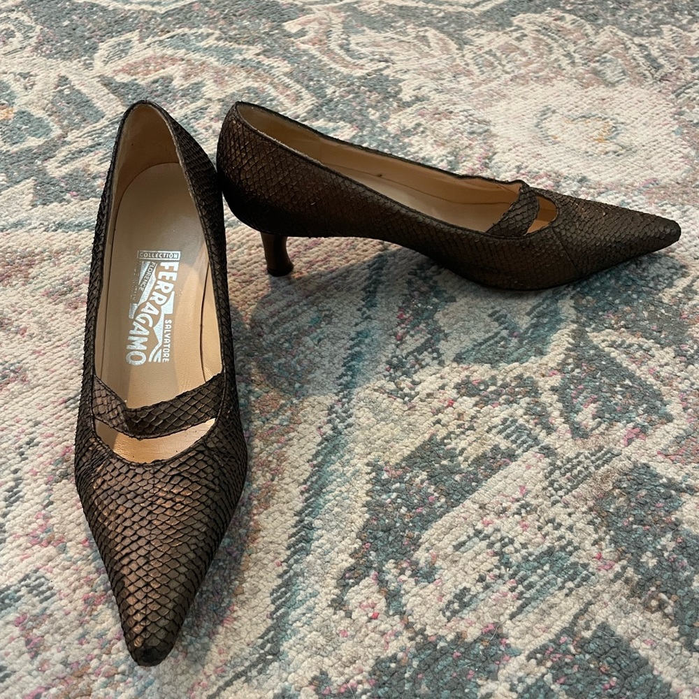Ferragamo heels size 8.5